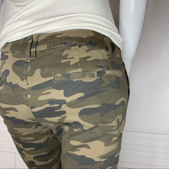 LAST PAIR!! Sanctuary Camo Skinny Pant - Picture 4 of 8